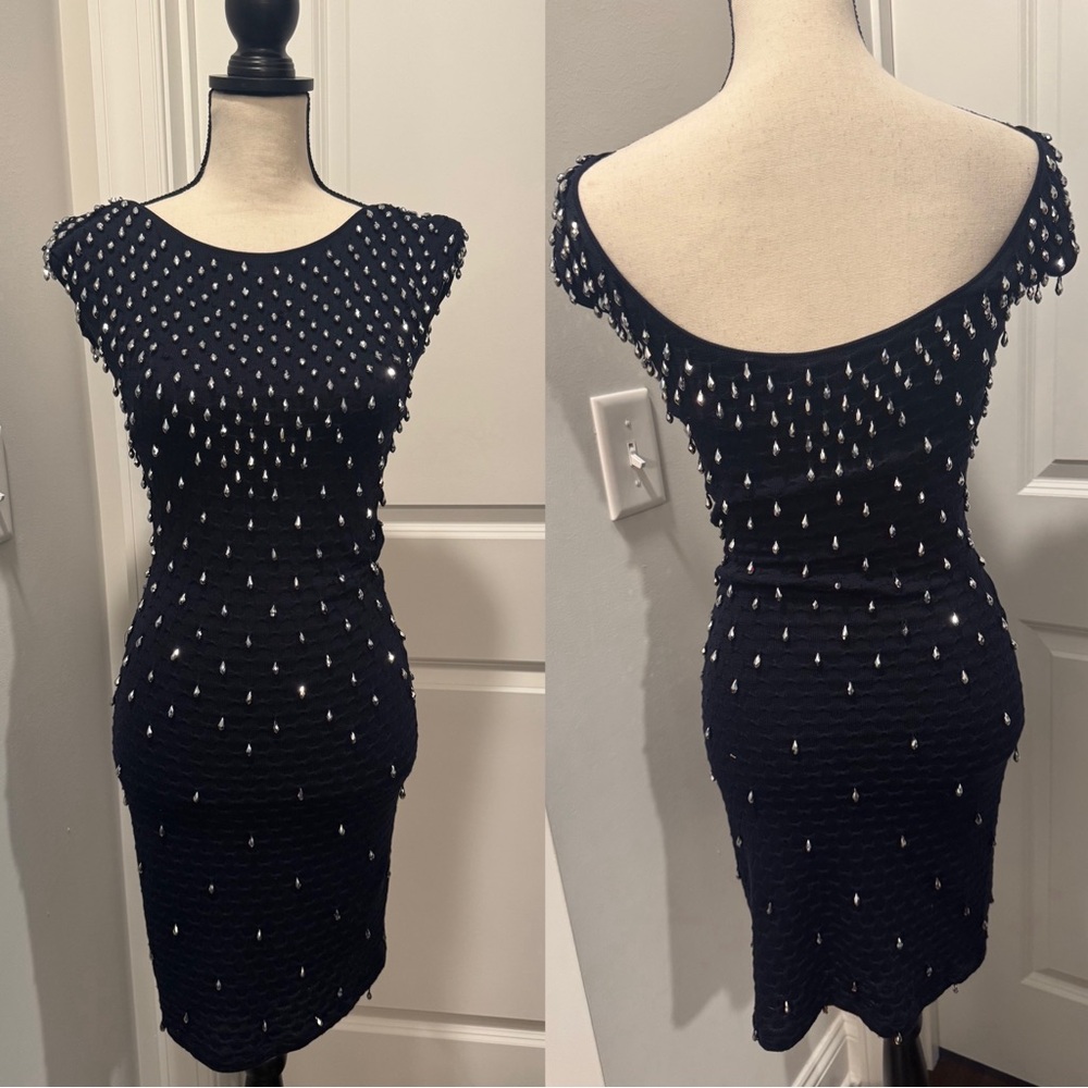ASO SERENA VAN DER WOODSEN BLACK DRESS - Picture 3 of 11